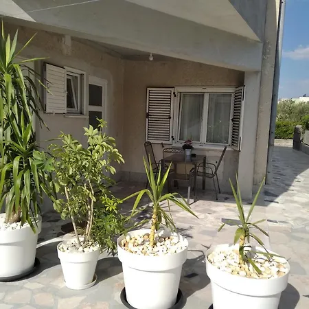 Apartment Nespula *